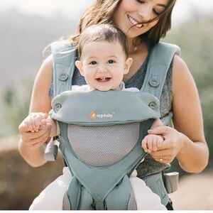 Ergobaby Embrace and All Position 360 cool air Baby four teal icy mint